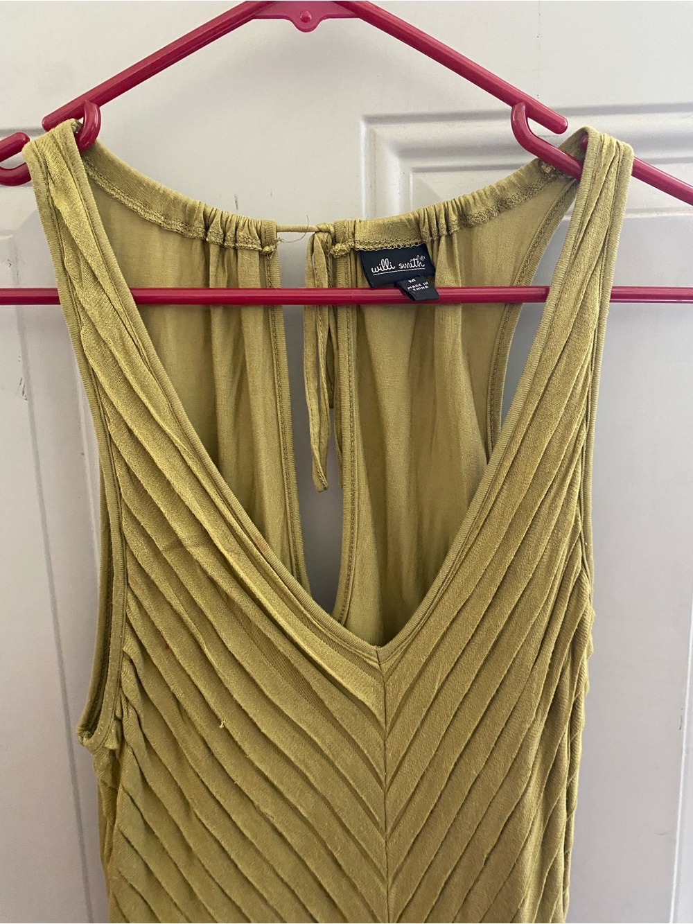 Willow & Clay Olive-Green Ribbed V-Neck Sleeveless Top